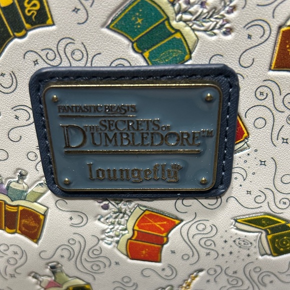 Loungefly Fantastic Beasts Secrets of Dumbledore- NWOTS Mini Backpack- Universal - Picture 2 of 7